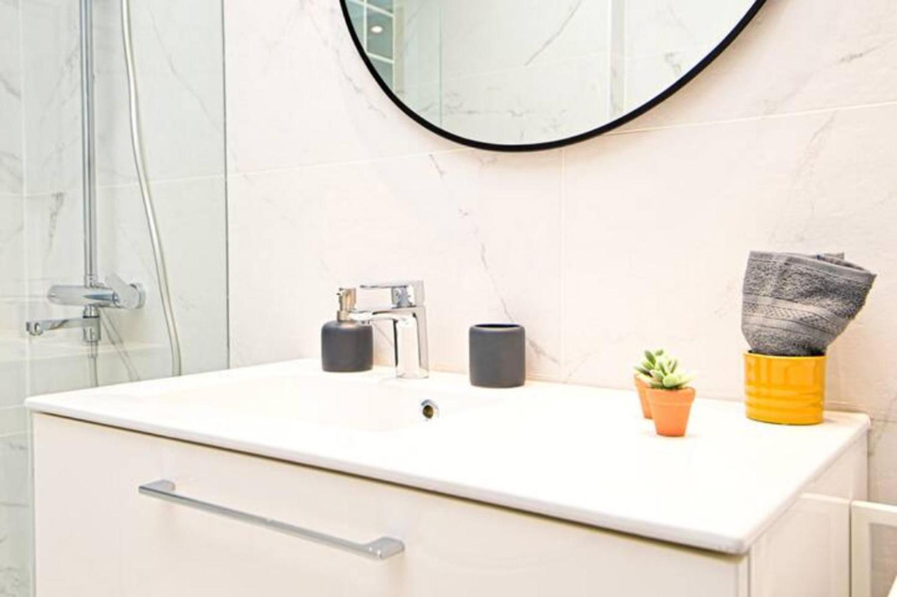 Walk To Syntagma,From A Prime-Location, Luxury Apt Athens Ngoại thất bức ảnh